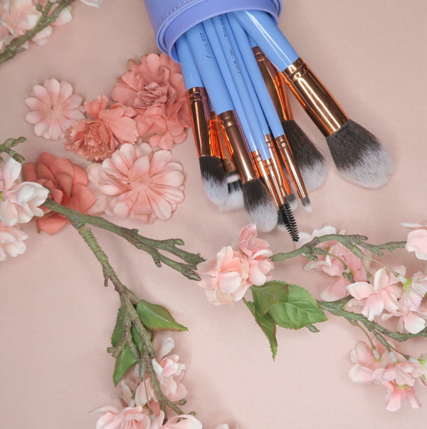The Luxie Dreamcatcher 15 Piece Makeup Brush Set