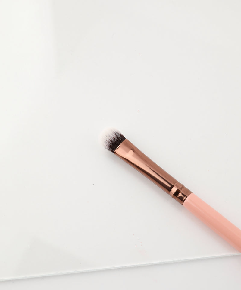 Luxie 213 Eye Shading Rose Gold Brush